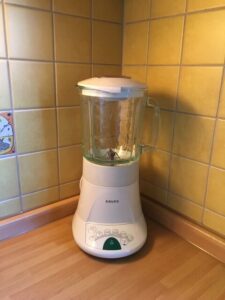 how to organize a kitchen